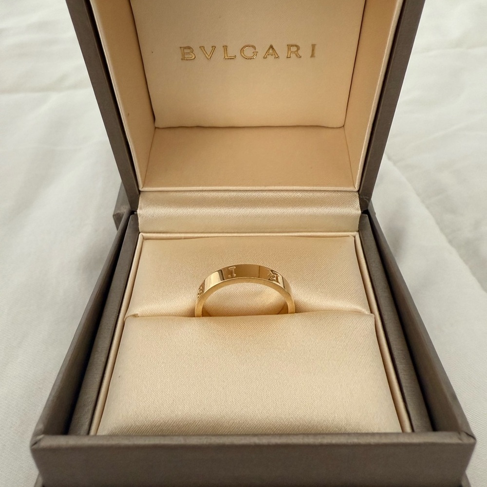 Bulgari Gold Minimalist Ring